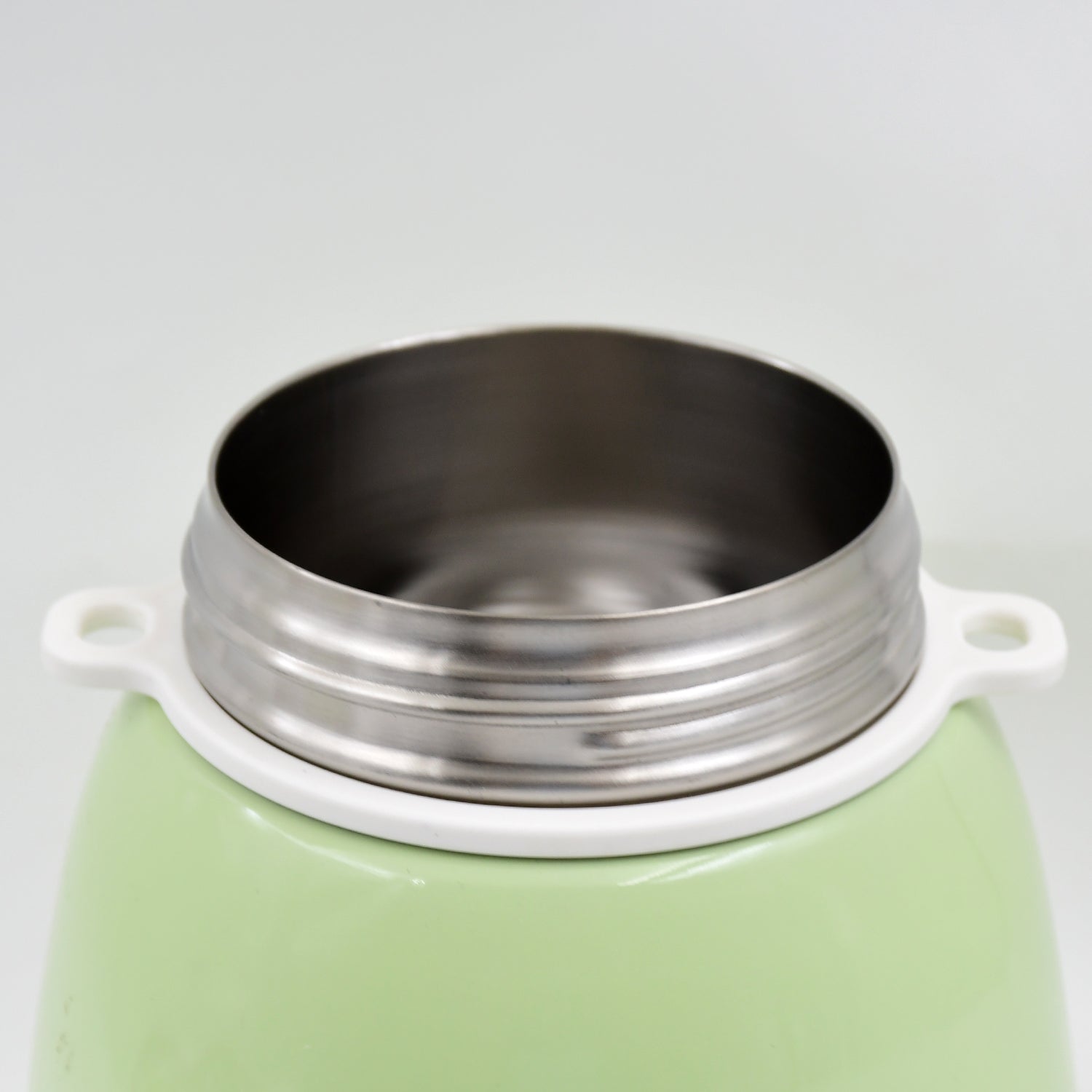 Stainless Steel Mug / Bottle Vacuum Insulated Cup With Handle (1200 ML) Stainless Steel Mug / Bottle Vacuum Insulated Cup With Handle (1200 ML)